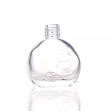 Load image into Gallery viewer, Hanging Fragrance Bottle Glass
