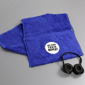 Sports Towel with Zipper Pocket